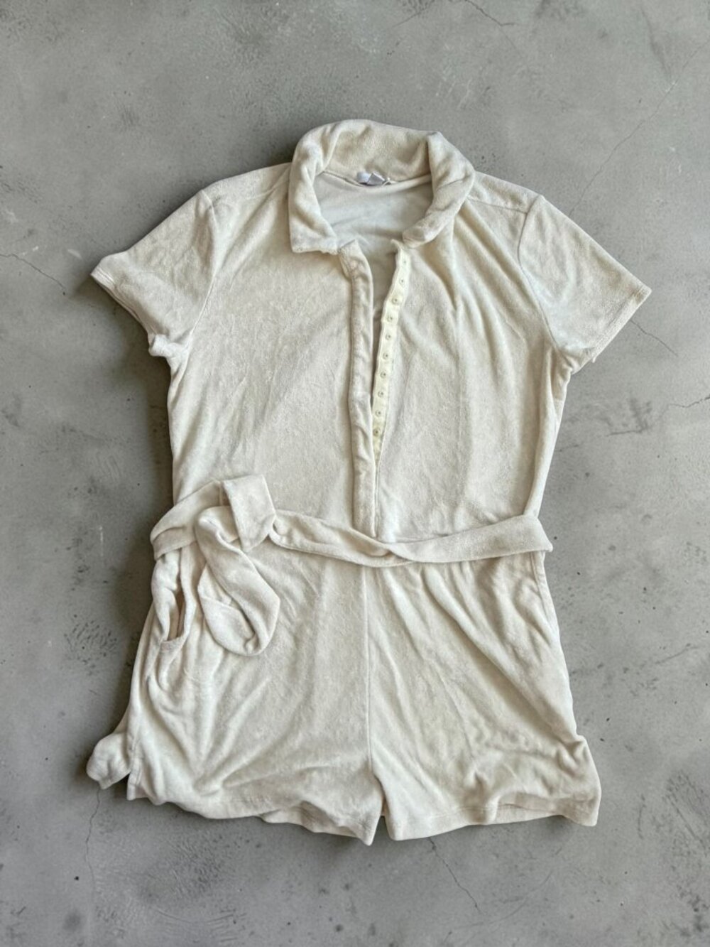 BEYOND YOGA Cream Terry Belted Romper Size Large